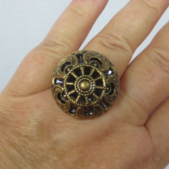 New Handcrafted Vintage Filigree Button Wire Ring - Picture 1 of 10